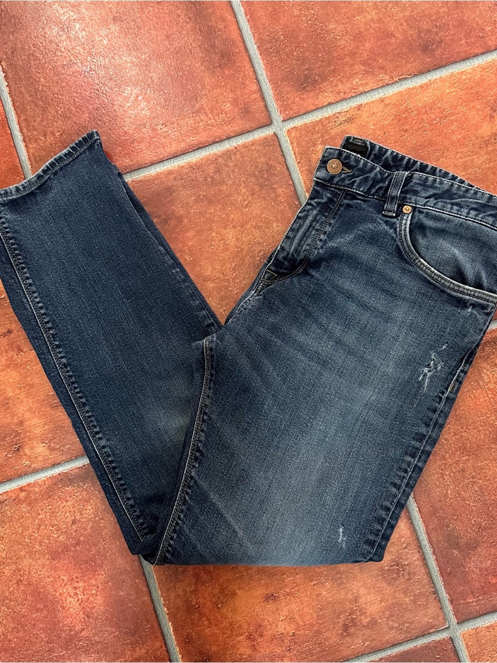 Hugo Boss Stretch 35x28 Dark Wash Slim Jeans
